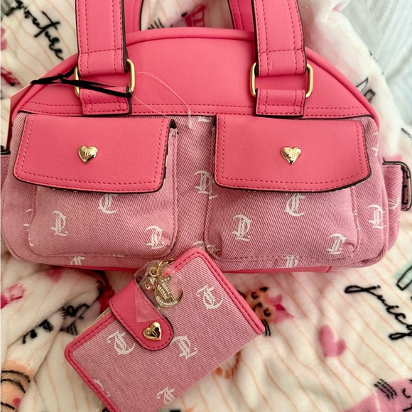 Juicy Couture Handbags - Juicy Couture Bag & Wallet Set